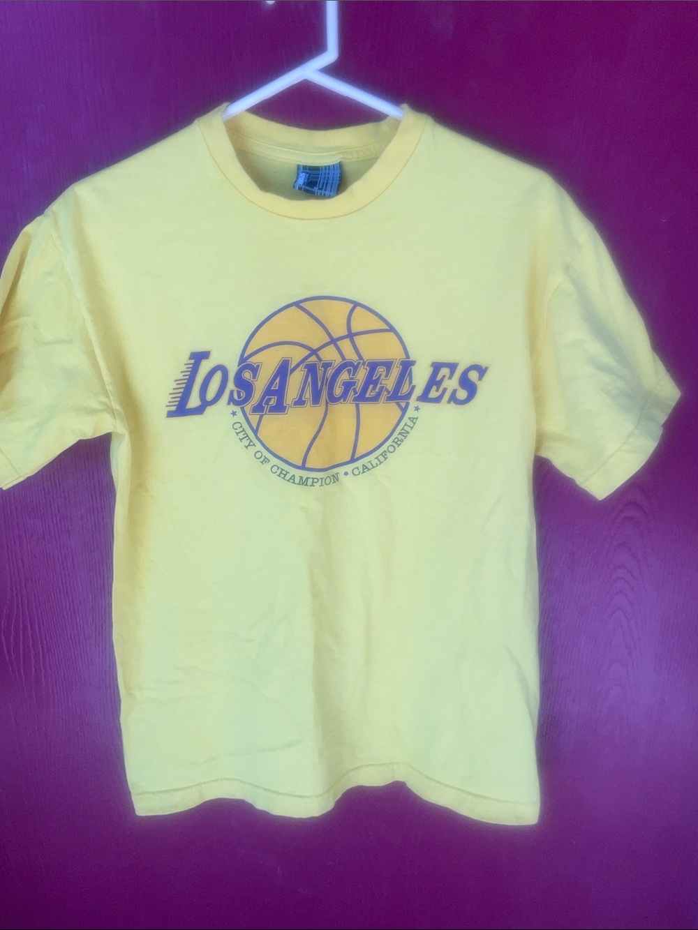 Vintage Famous Stars & Straps Los Angeles Yellow unisex Graphic Tee old school